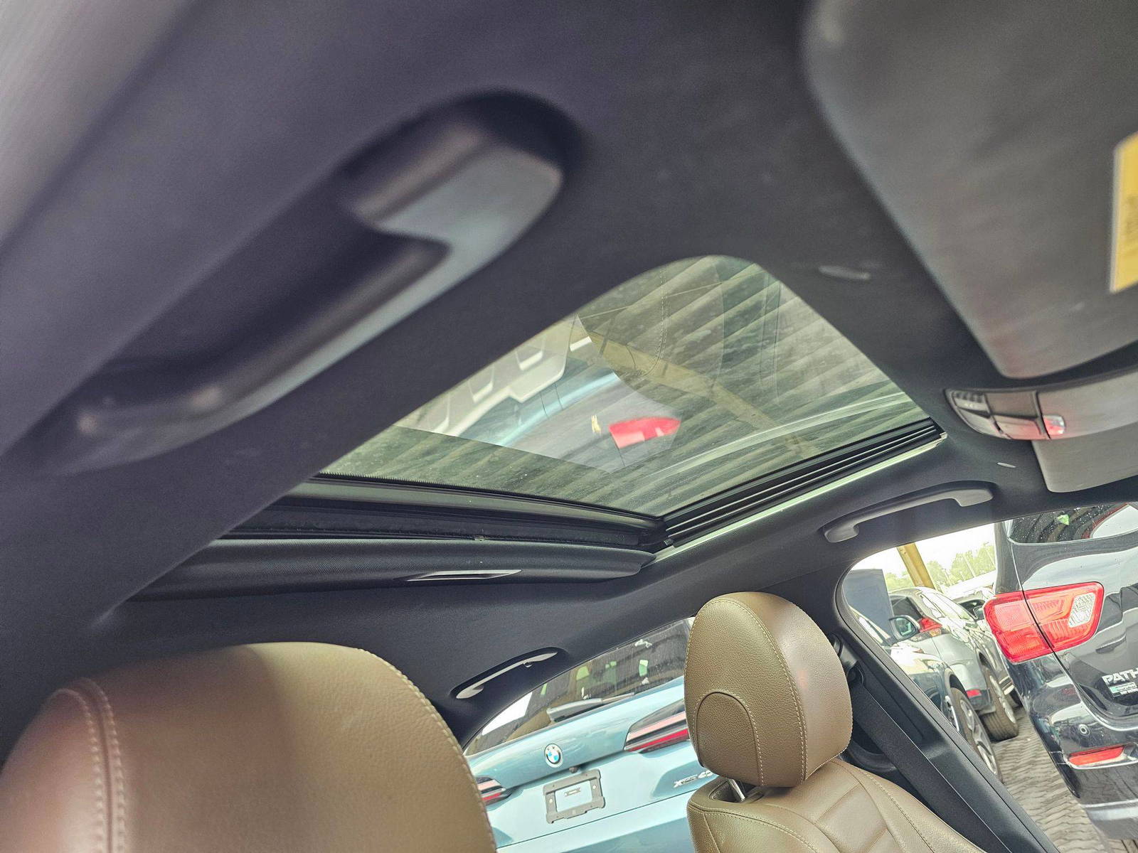 MERCEDES BENZ E-250 2021 - Marhaba Auction Used Cars - Image 9