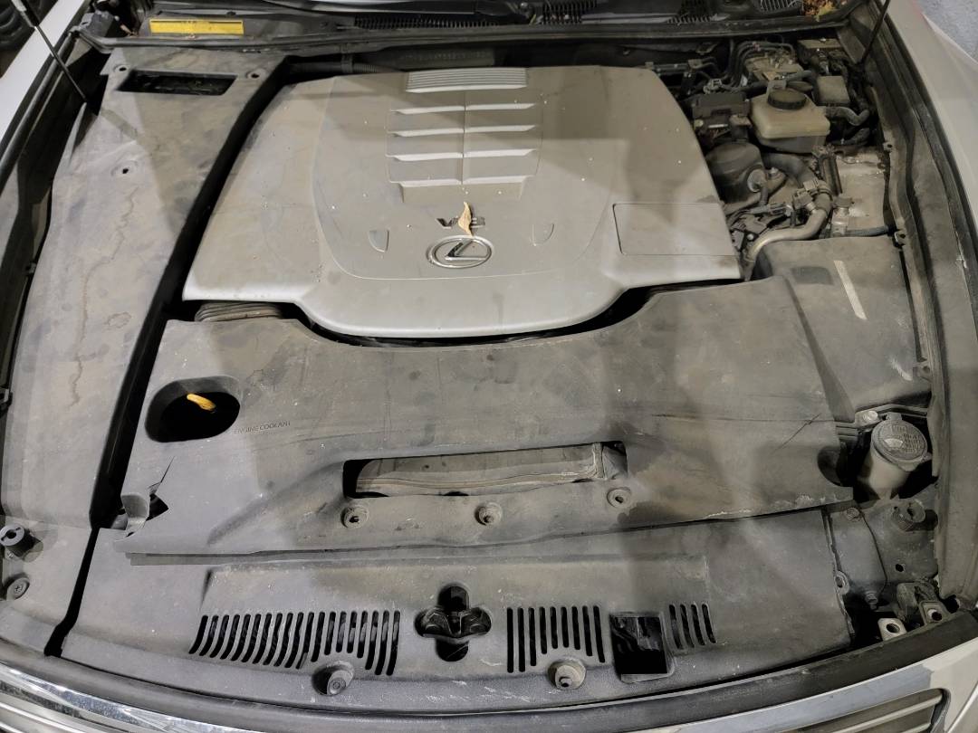 2008 LEXUS LS 460 — 270160 KM — Lot 85081720 — Main - Marhaba Auctions Used Cars - Image 9