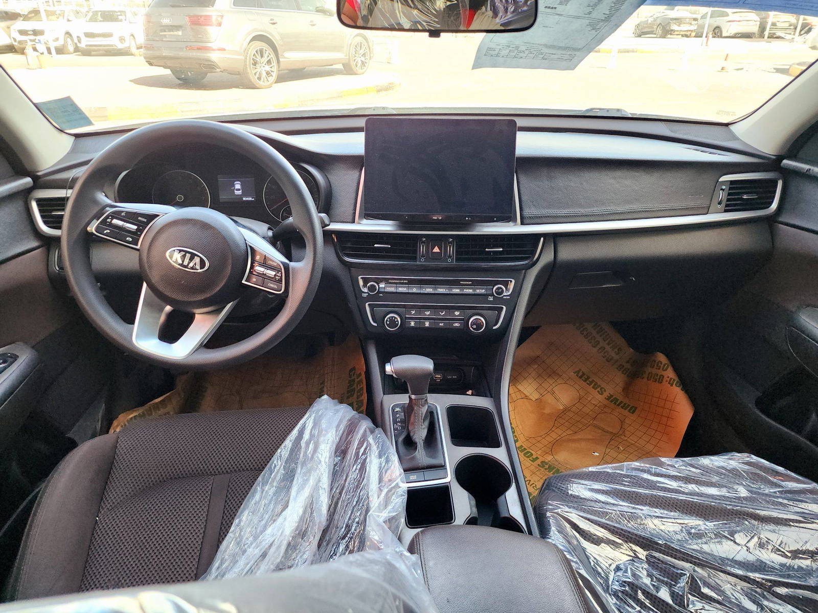 2020 KIA OPTIMA — 90404 Miles — Lot LG401991 — Souq - Marhaba Auctions Used Cars - Image 7