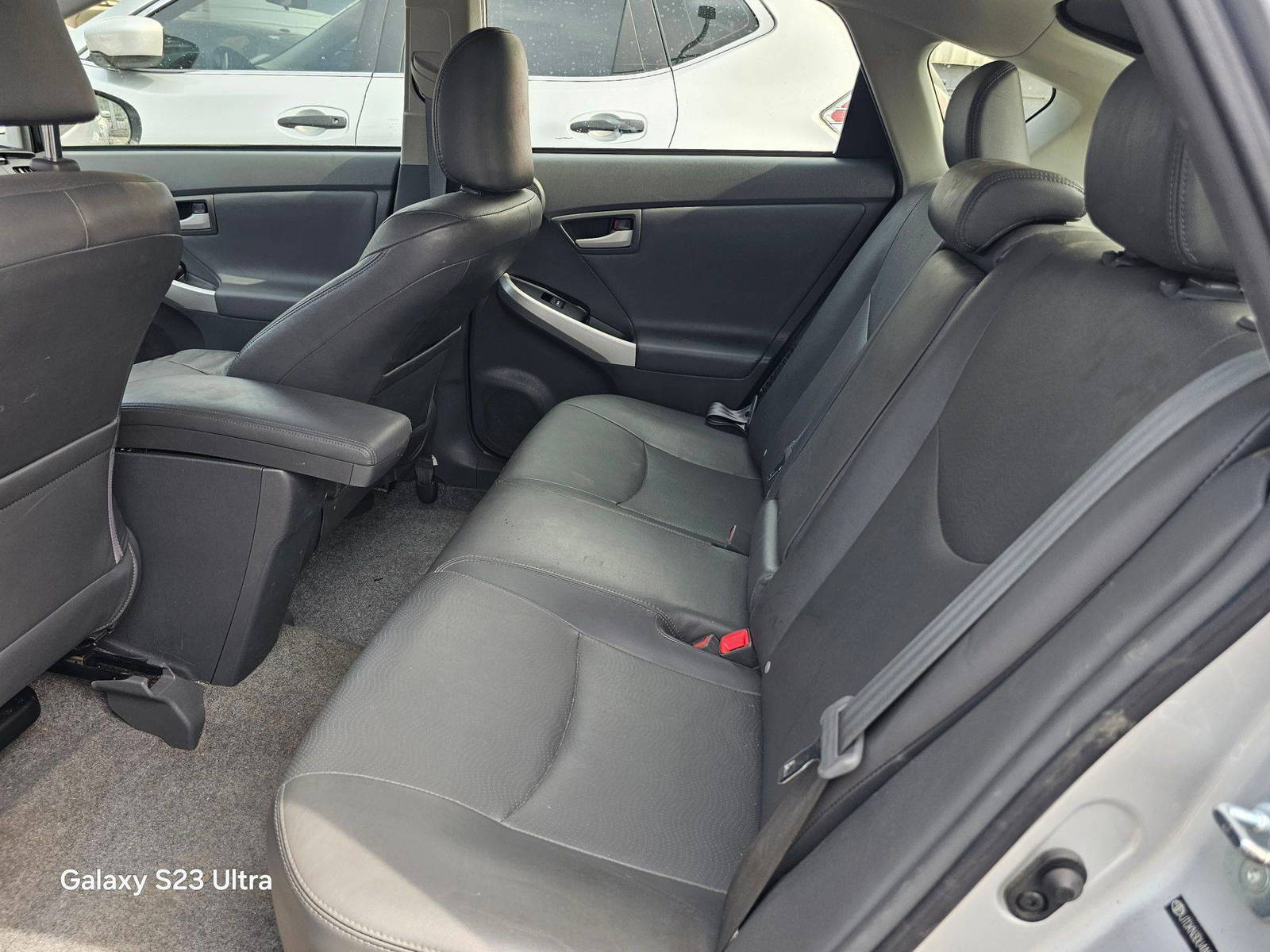 TOYOTA PRIUS 2010 - Marhaba Auction Used Cars - Image 11