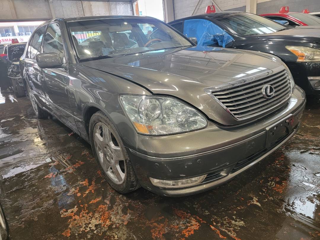2004 LEXUS LS 430 — 235454 Miles — Lot 159520 - Marhaba Auctions Used Cars - Image 6