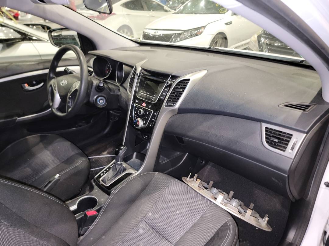 2016 HYUNDAI ELANTRA GT — 113066 Miles — Lot 72025183 - Marhaba Auctions Used Cars - Image 5