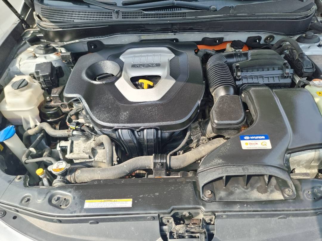 HYUNDAI SONATA 2012 - Marhaba Auction Used Cars - Image 10