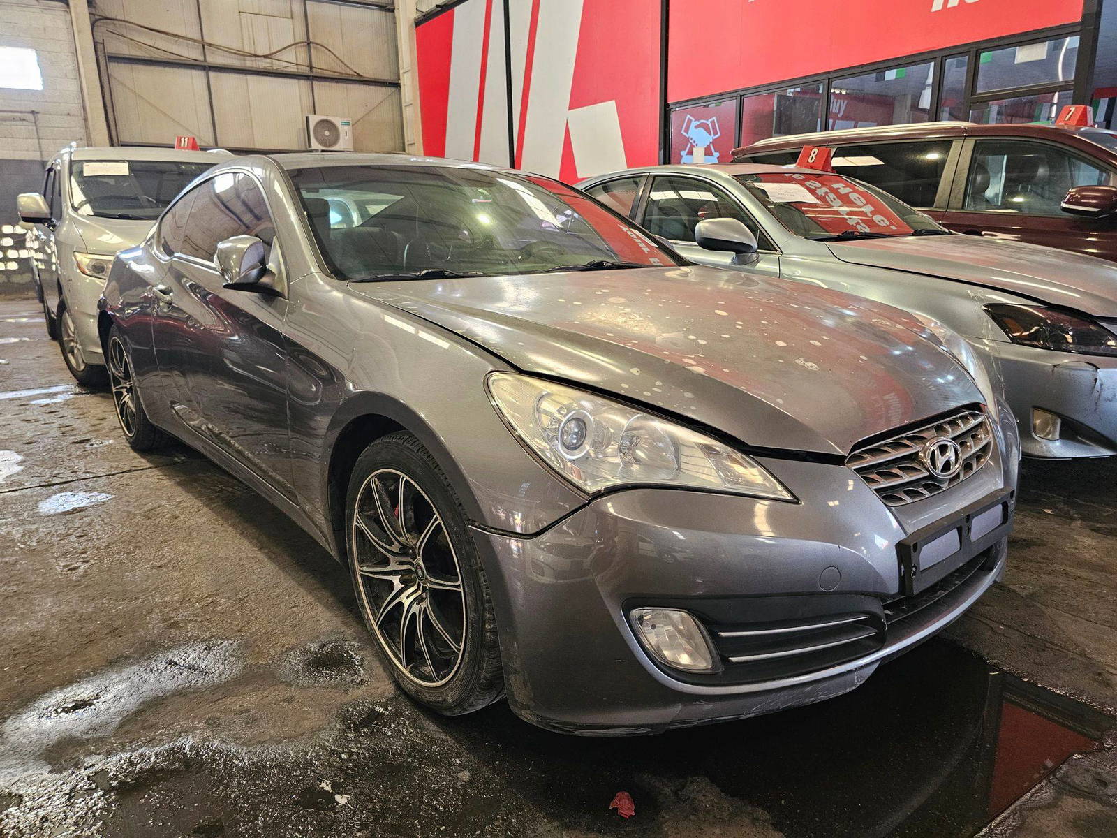 HYUNDAI GENESIS 2010 - Marhaba Auction Used Cars - Image 4