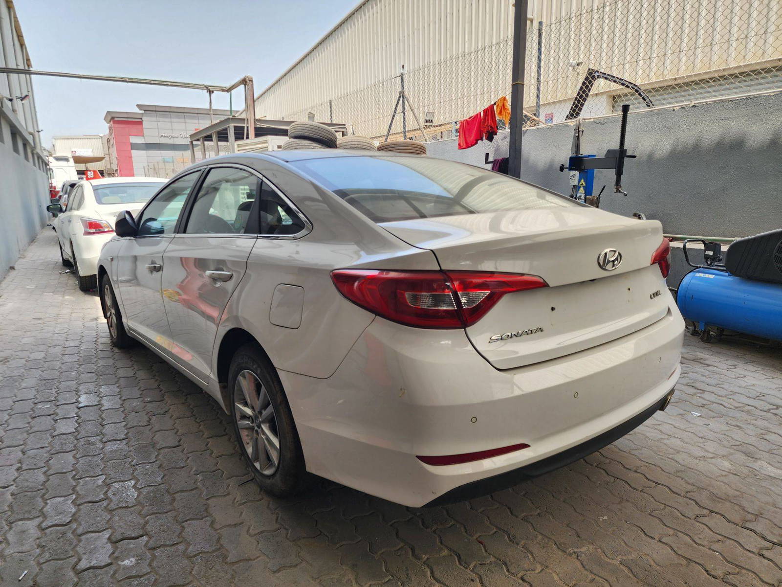 HYUNDAI SONATA 2015 - Marhaba Auction Used Cars - Image 4
