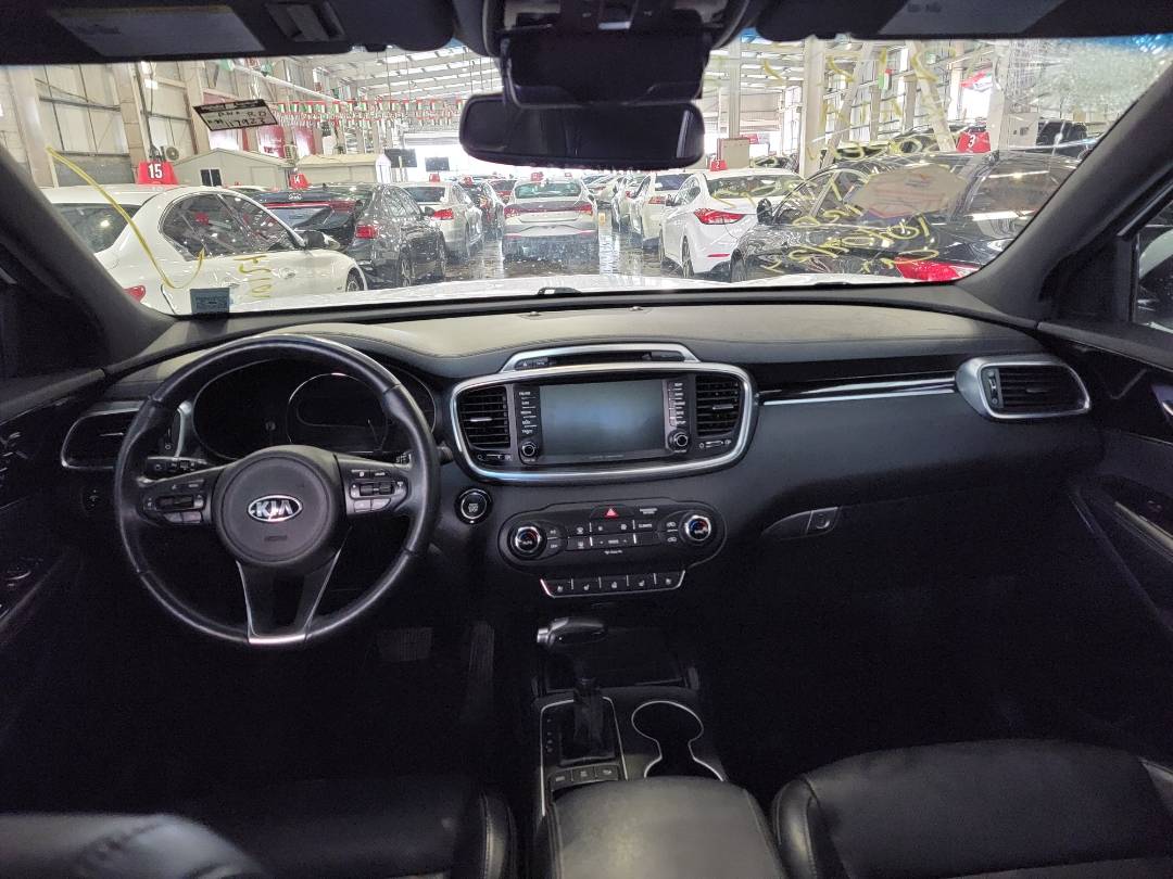 2018 KIA SORENTO — 117922 KM — Lot 12122895 — Main - Marhaba Auctions Used Cars - Image 8