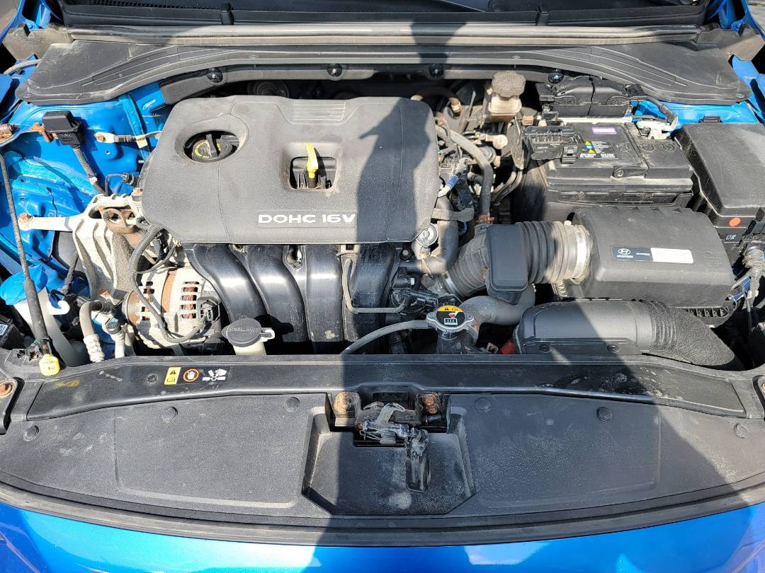 2018 HYUNDAI ELANTRA — 110884 KM — Lot U678911 — Main - Marhaba Auctions Used Cars - Image 11