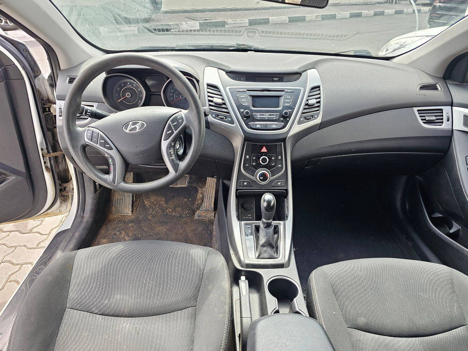 HYUNDAI ELANTRA 2015 - Marhaba Auction Used Cars - Image 10