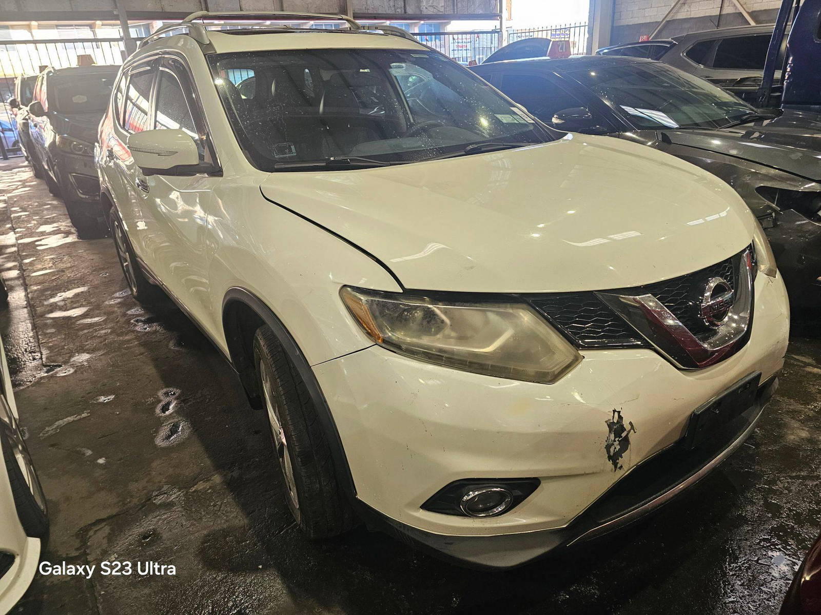 2015 NISSAN ROGUE — 196033 Miles — Lot 43013266 — Souq - Marhaba Auctions Used Cars - Image 4