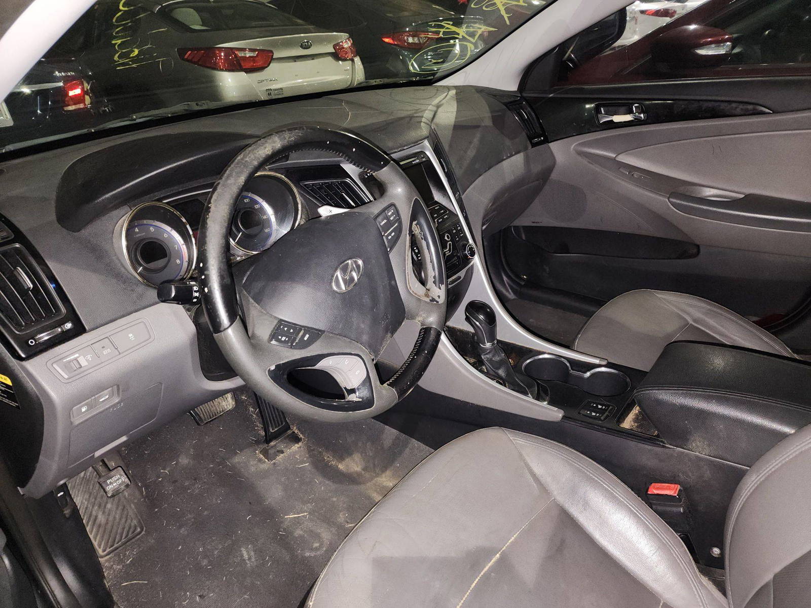 2011 HYUNDAI SONATA — 207679 Miles — Lot 82515333 - Marhaba Auctions Used Cars - Image 8