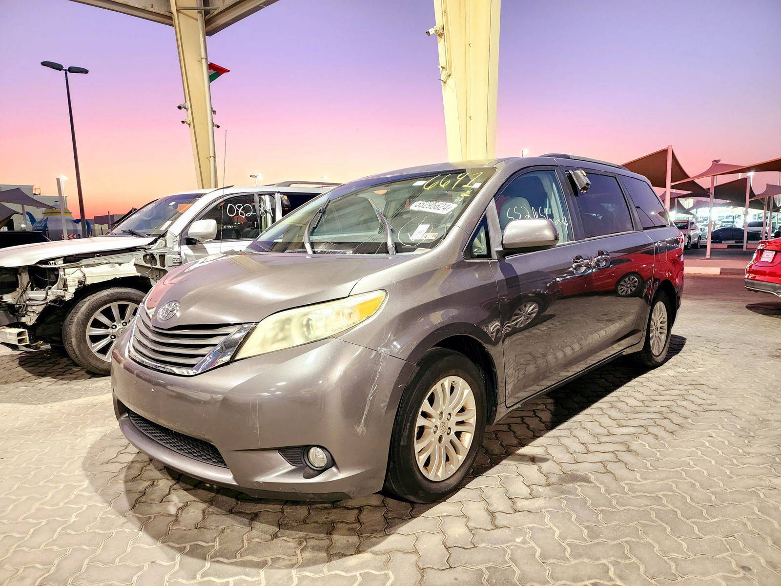 2011 TOYOTA SIENNA — 167373 Miles — Lot 125478 — Souq - Marhaba Auctions Used Cars - Image 5