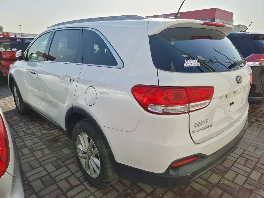 KIA SORENTO 2017 - Marhaba Auction Used Cars - Image 5