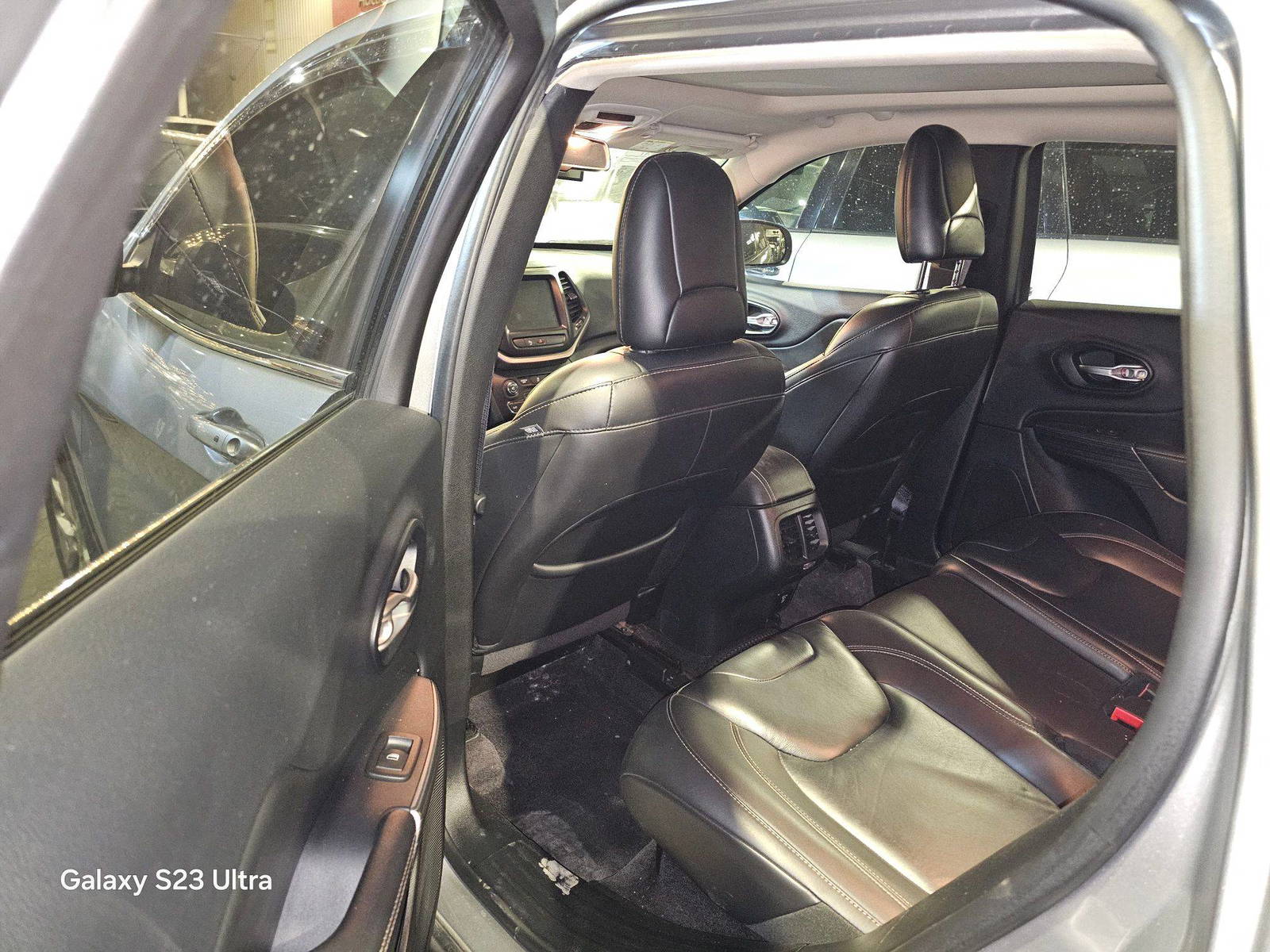 JEEP CHEROKEE LATITUDE 2016 - Marhaba Auction Used Cars - Image 8