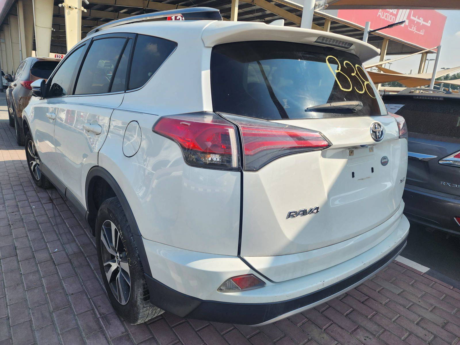 2018 TOYOTA RAV4 — 91526 Miles — Lot 63282523 - Marhaba Auctions Used Cars - Image 12