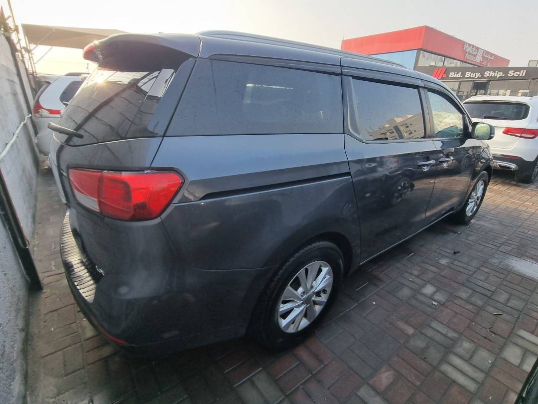 2015 KIA SEDONA — 127204 Miles — Lot 6067099 — Ind. 12 - Marhaba Auctions Used Cars - Image 4