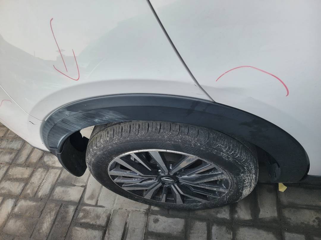 2021 NISSAN KICKS — 101798 Miles — Lot ML489670 — Main - Marhaba Auctions Used Cars - Image 11