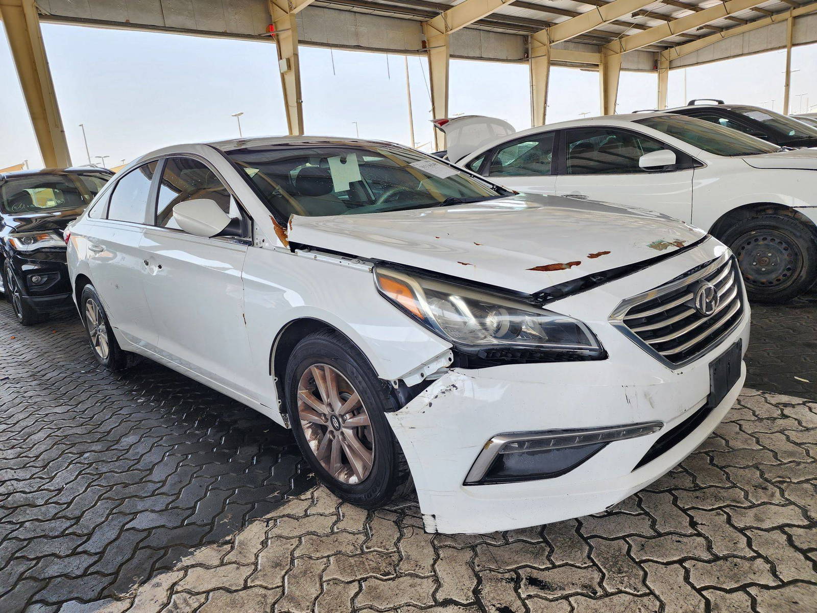2015 HYUNDAI SONATA — 193817 Miles — Lot 39336549 — Main - Marhaba Auctions Used Cars - Image 4