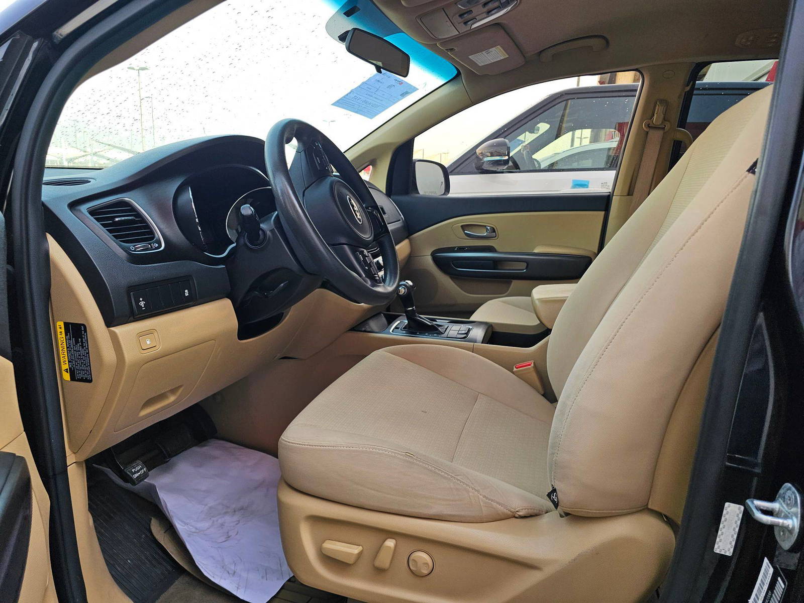 KIA SEDONA 2017 - Marhaba Auction Used Cars - Image 7