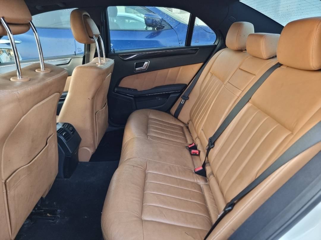2010 MERCEDES BENZ E 350 — 194365 Miles — Lot 39302737 — Ind. 12 - Marhaba Auctions Used Cars - Image 6