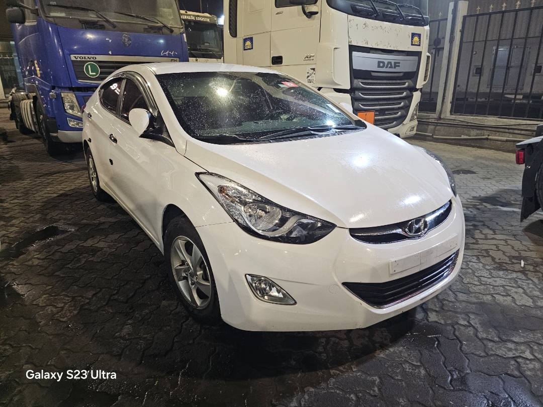 2013 HYUNDAI AVANTE — 123401 KM — Lot 635629 — Main - Marhaba Auctions Used Cars - Image 4
