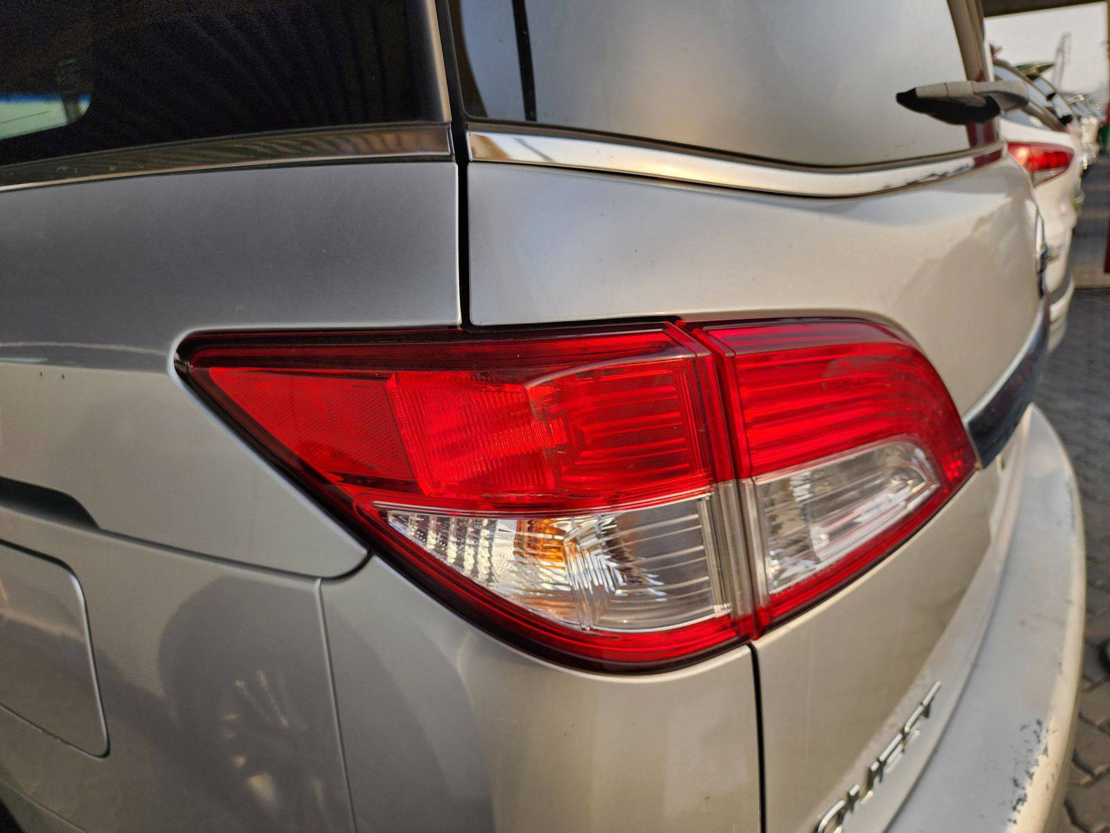 2011 NISSAN QUEST — 185384 Miles — Lot 38841712 — Souq - Marhaba Auctions Used Cars - Image 10