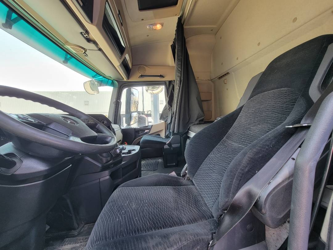 2018 MERCEDES BENZ ACTROS 1845 — 997220 KM — Lot 992885 - Marhaba Auctions Used Cars - Image 11