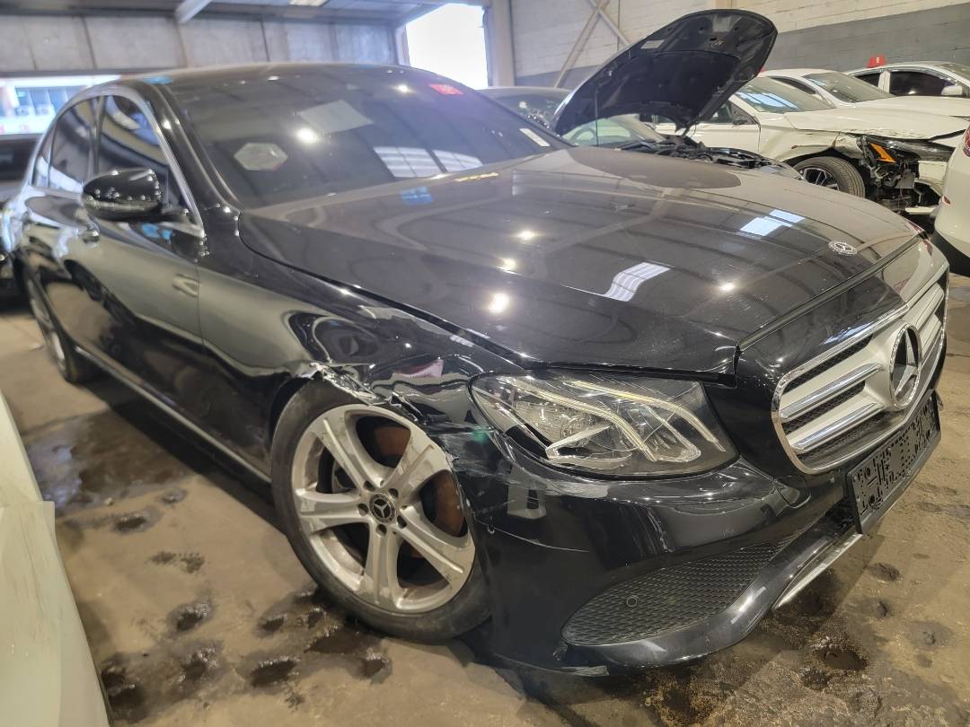 2018 MERCEDES BENZ E 200 — 164910 KM — Lot A421518 — Main - Marhaba Auctions Used Cars - Image 3