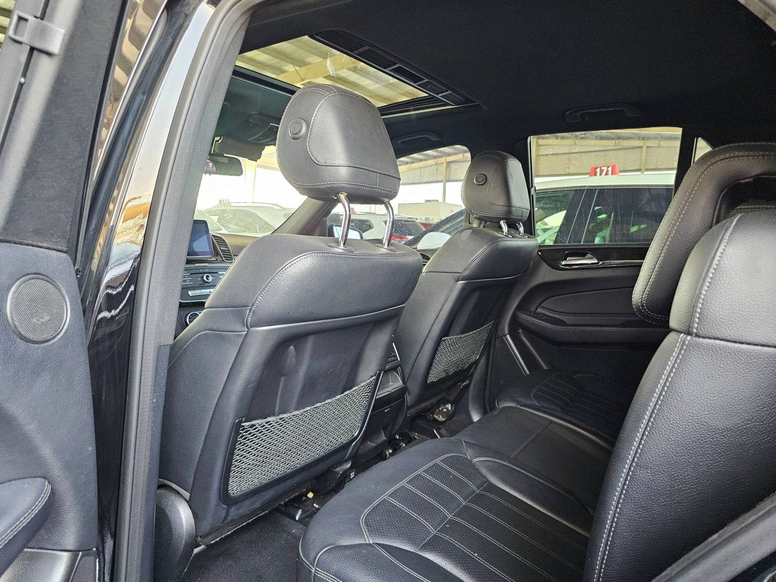 2017 MERCEDES BENZ GLE 350 — 155843 Miles — Lot 81003544 — Souq - Marhaba Auctions Used Cars - Image 6