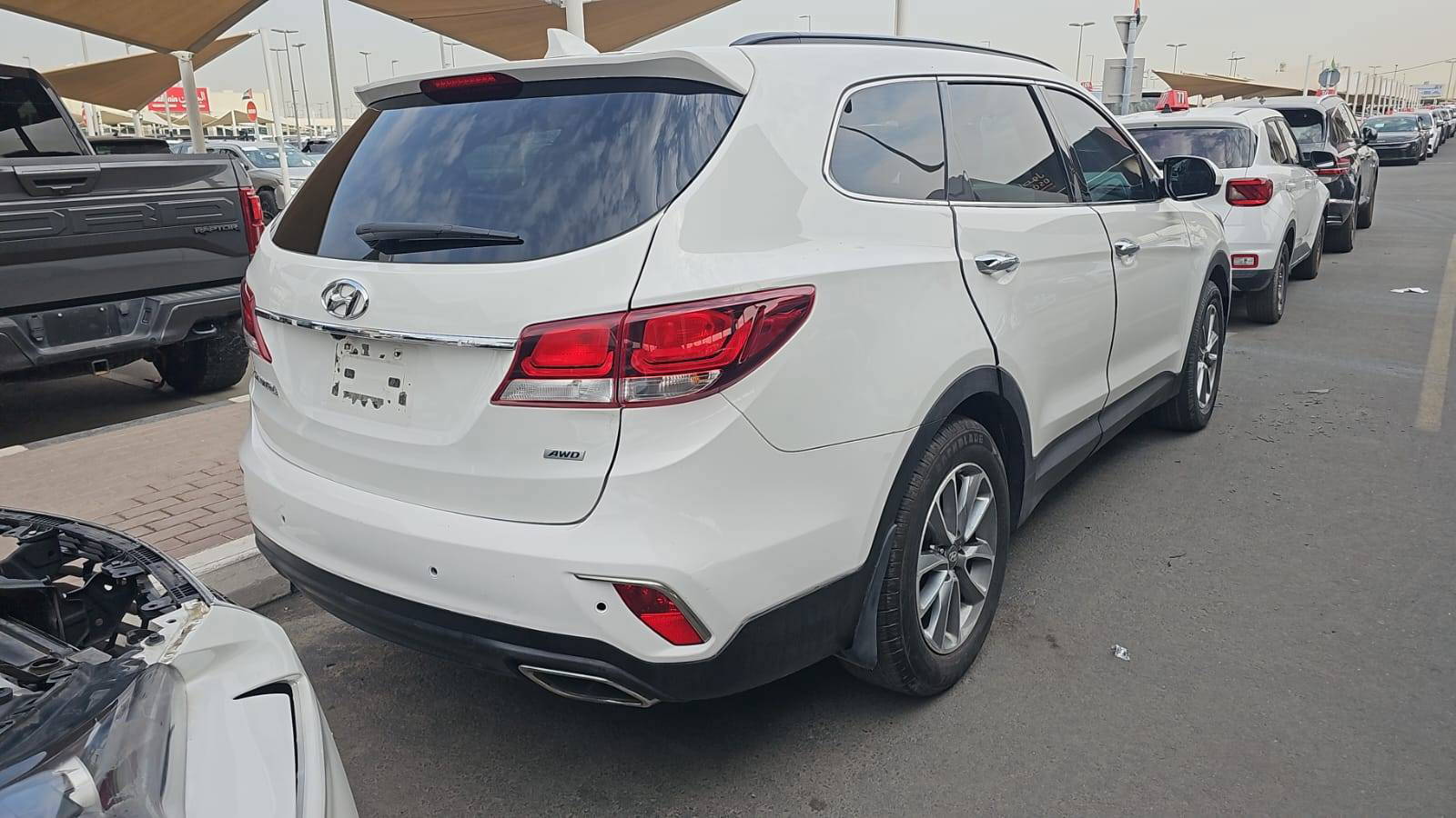 HYUNDAI SANTA FE 2018 - Marhaba Auction Used Cars - Image 12