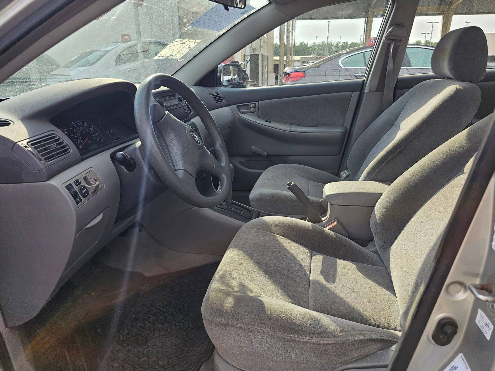 2003 TOYOTA COROLLA — 225915 KM — Lot 3C767269 — Souq - Marhaba Auctions Used Cars - Image 8