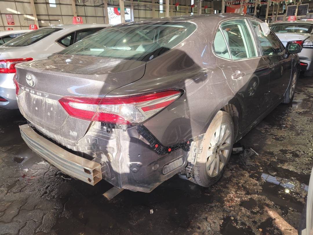 2018 TOYOTA CAMRY — 141301 Miles — Lot 033832 — Main - Marhaba Auctions Used Cars - Image 4