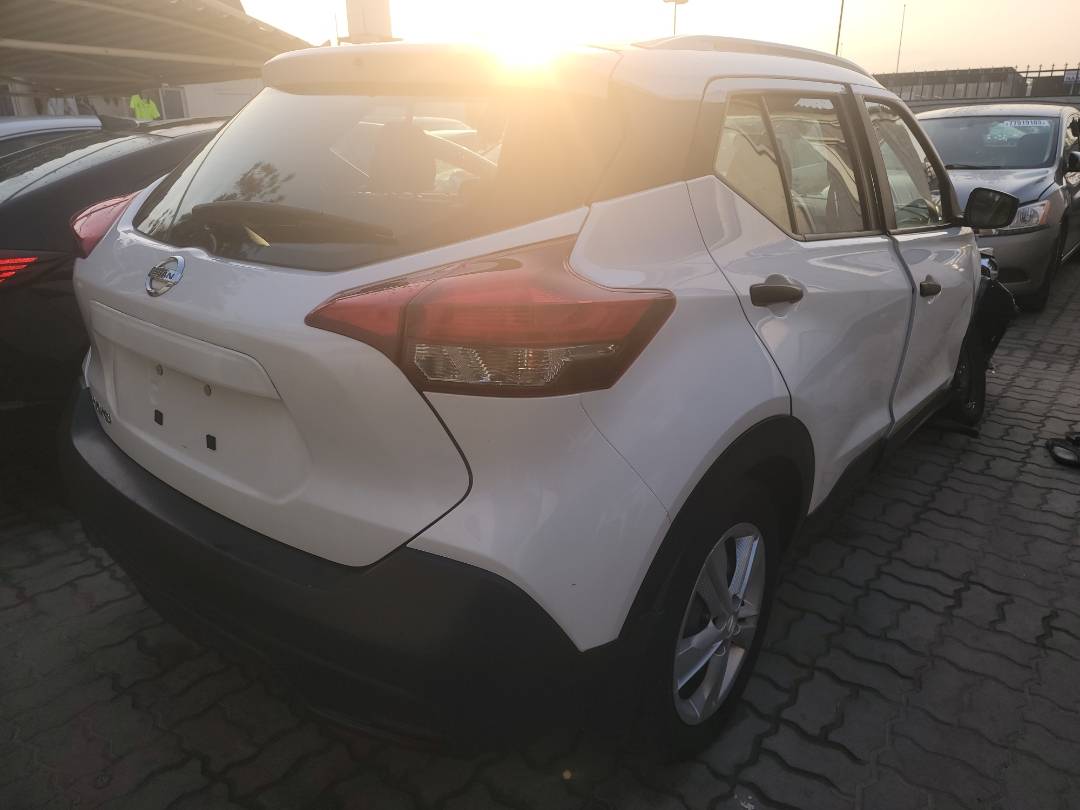 2019 NISSAN KICKS — 43802 Miles — Lot 72666753 - Marhaba Auctions Used Cars - Image 3