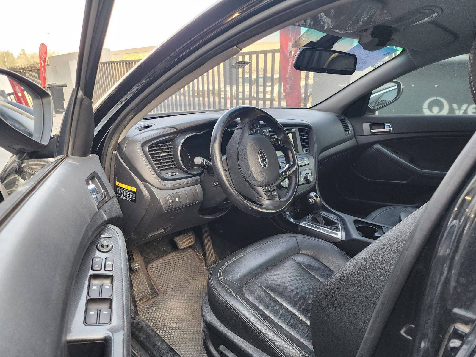2013 KIA K5 — 175293 KM — Lot A015066 — Al Quoz - Marhaba Auctions Used Cars - Image 9