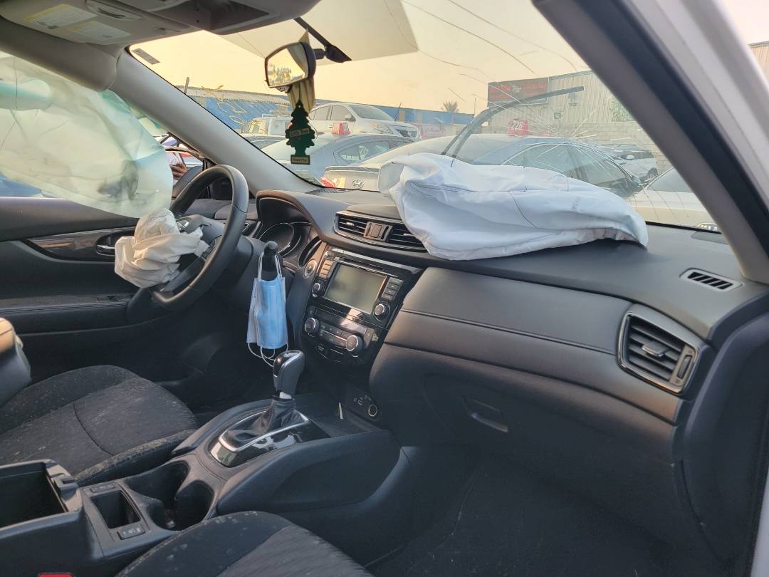 2018 NISSAN ROGUE — 44458 KM — Lot XJC849836 — Main - Marhaba Auctions Used Cars - Image 5