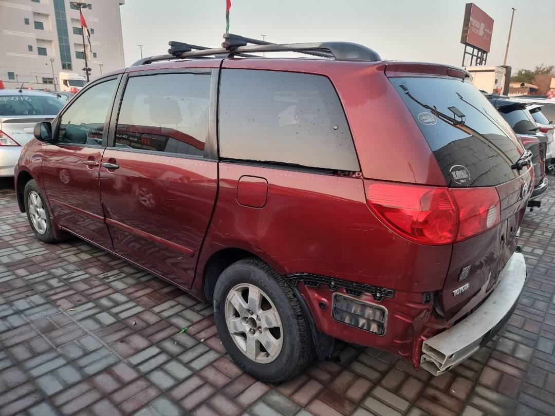 2008 TOYOTA SIENNA — 231729 Miles — Lot 125487 — Souq - Marhaba Auctions Used Cars - Image 5