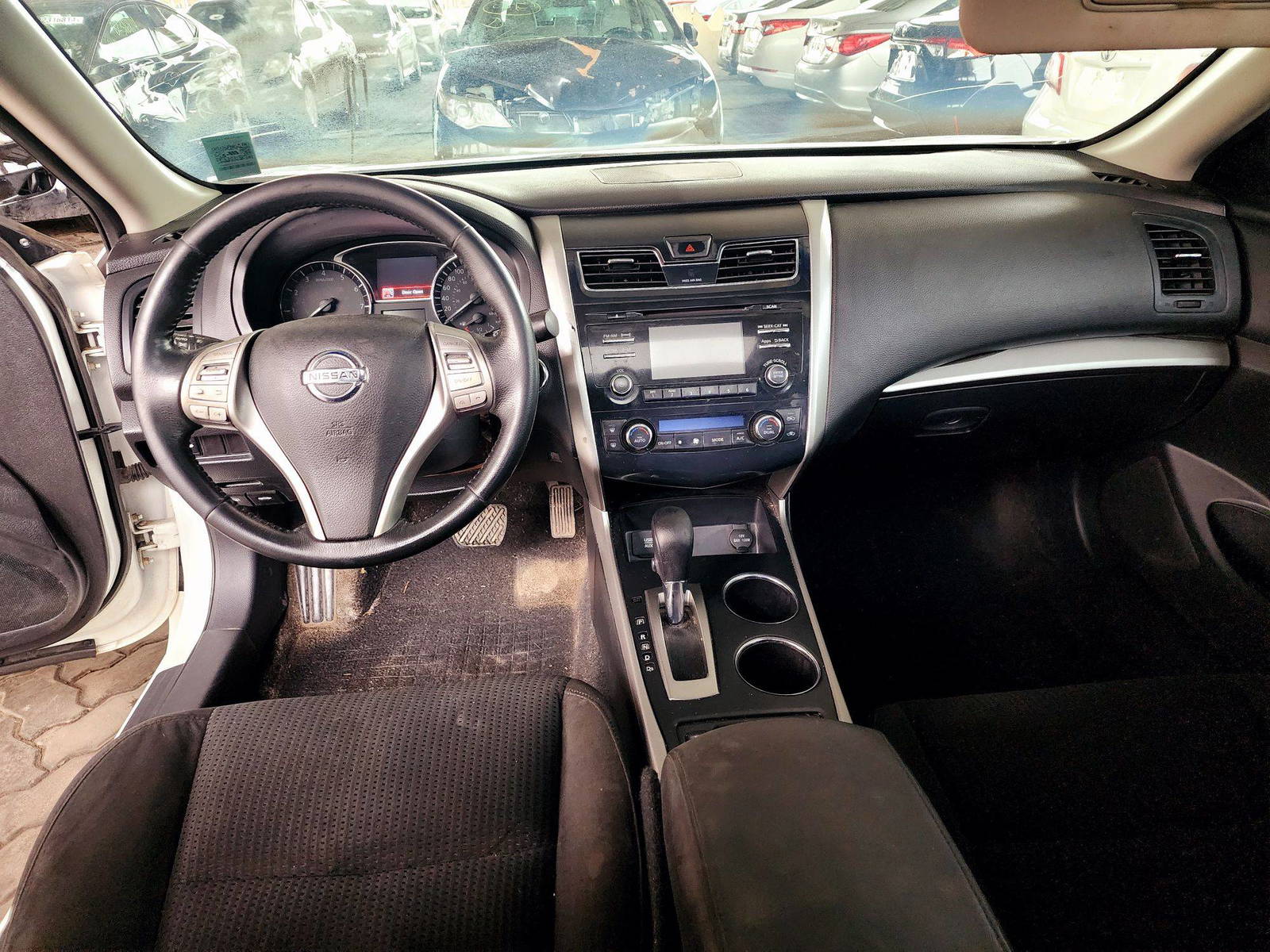 2015 NISSAN ALTIMA — 389629 KM — Lot AP6FN330851 — Souq - Marhaba Auctions Used Cars - Image 7