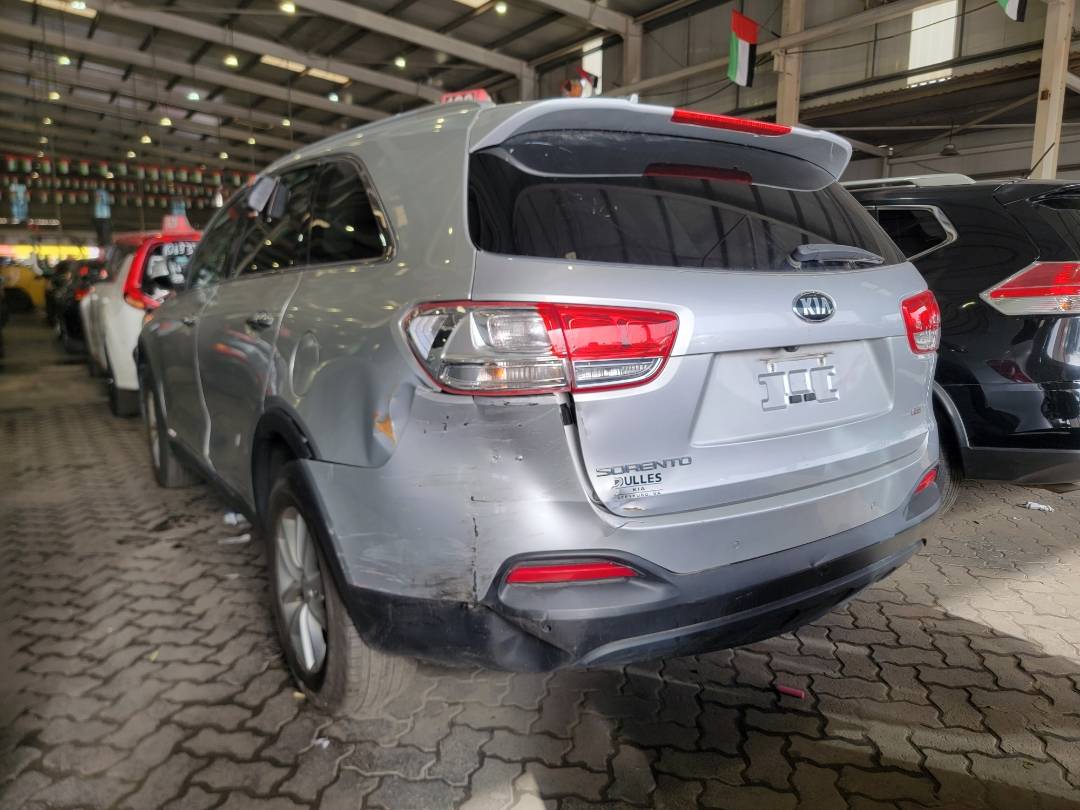 2018 KIA SORENTO — 185792 Miles — Lot 381937 — Main - Marhaba Auctions Used Cars - Image 3
