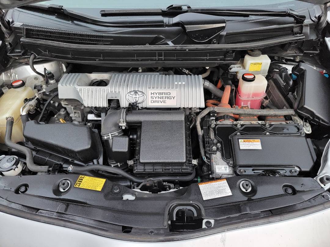 2015 TOYOTA PRIUS — 259327 Miles — Lot 43049250 — Main - Marhaba Auctions Used Cars - Image 11