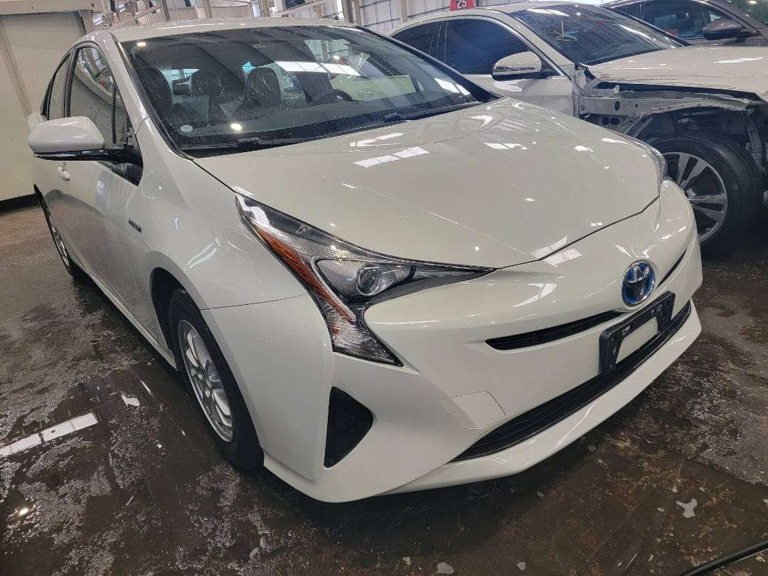 2016 TOYOTA PRIUS — 176960 Miles — Lot 3016639 - Marhaba Auctions Used Cars - Image 4