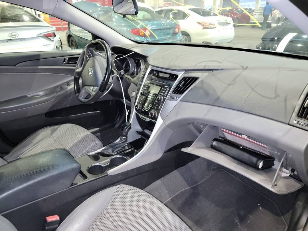 2011 HYUNDAI SONATA — 264592 Miles — Lot 69486443 - Marhaba Auctions Used Cars - Image 6