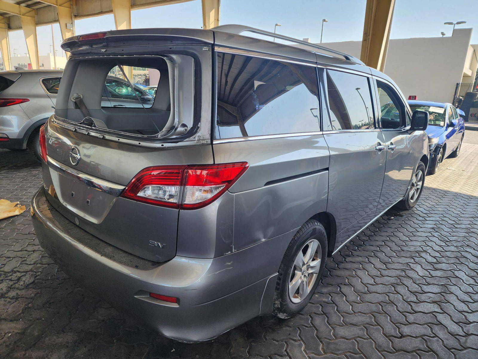 2013 NISSAN QUEST — 151312 Miles — Lot 37636553 - Marhaba Auctions Used Cars - Image 4