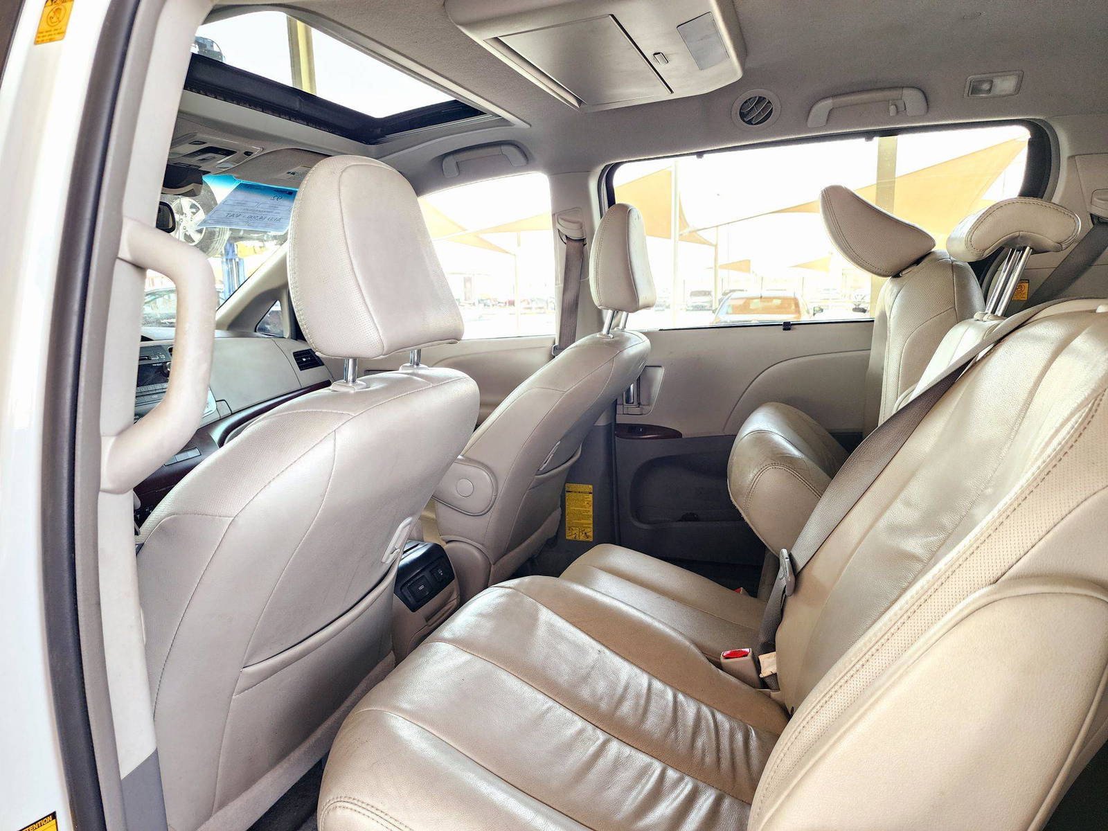 2012 TOYOTA SIENNA — 195806 Miles — Lot 5836587 — Souq - Marhaba Auctions Used Cars - Image 7