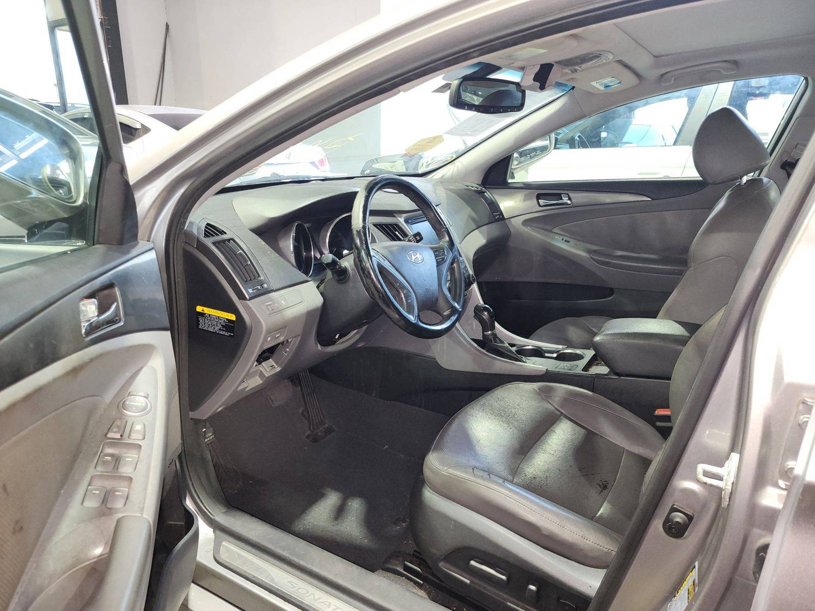 HYUNDAI SONATA 2013 - Marhaba Auction Used Cars - Image 9