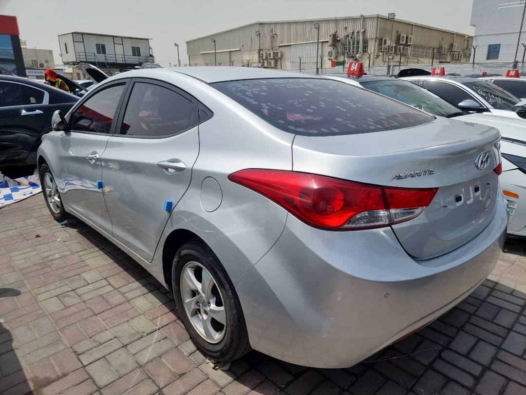 2012 HYUNDAI AVANTE — 67567 KM — Lot 2135478 — Ind. 12 - Marhaba Auctions Used Cars - Image 5