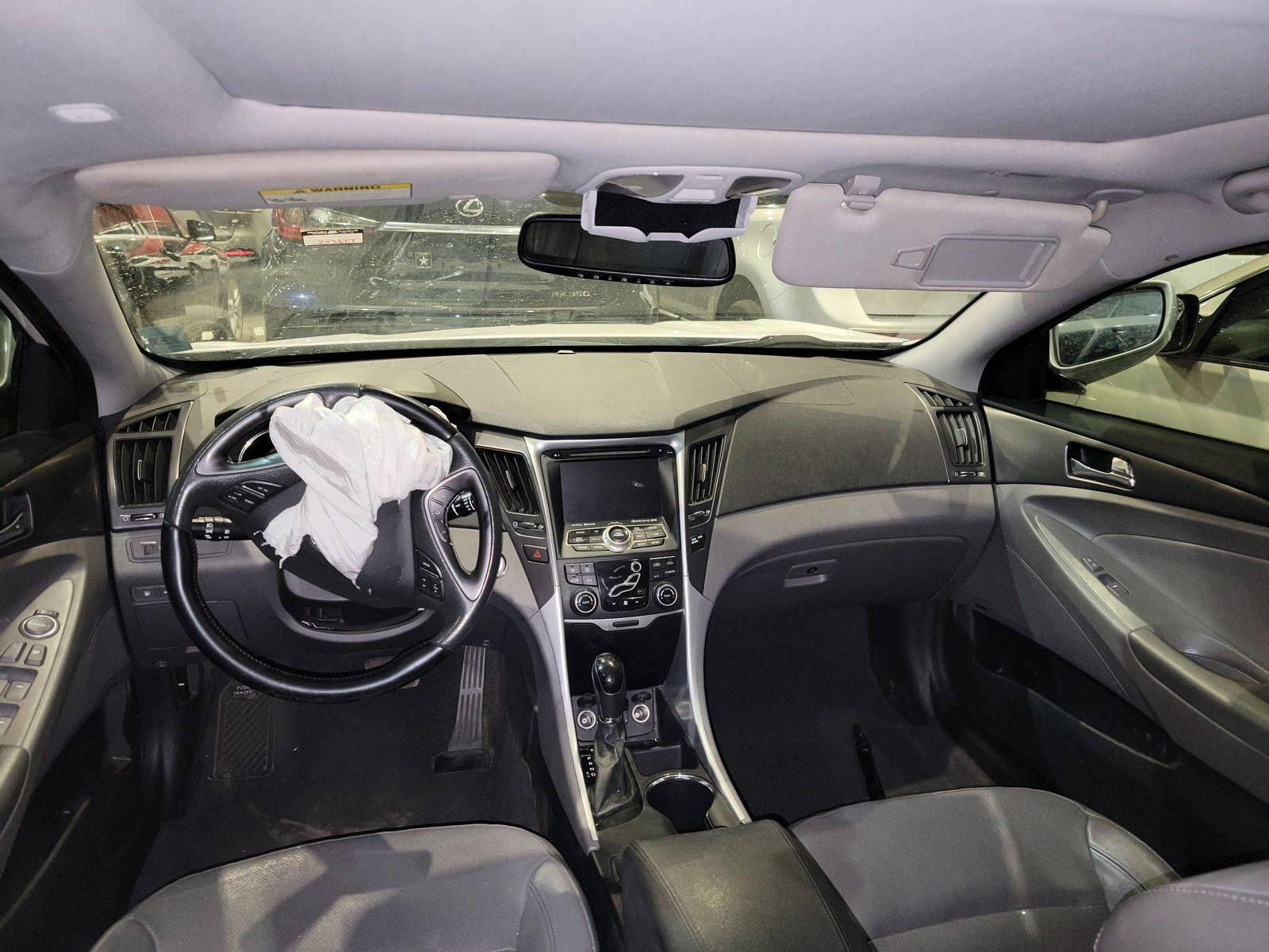 HYUNDAI SONATA 2011 - Marhaba Auction Used Cars - Image 8