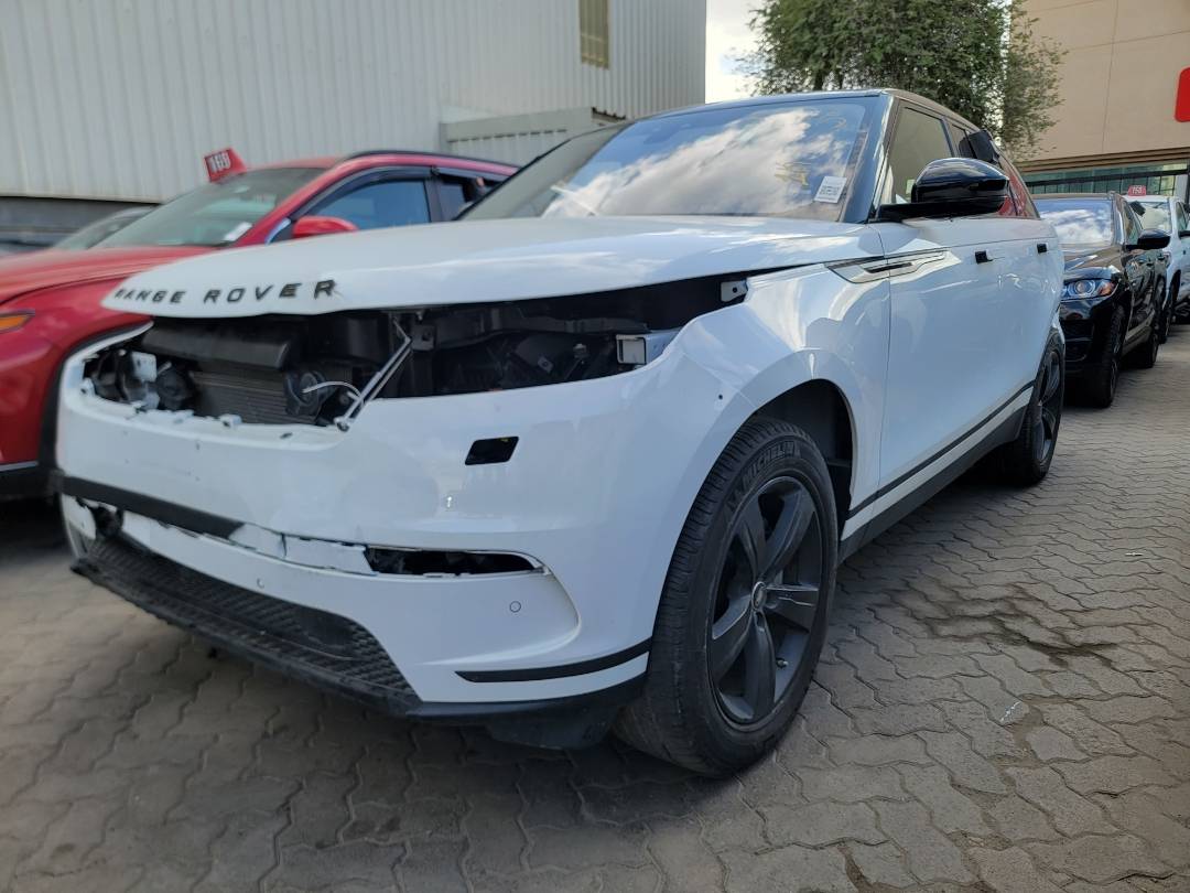 2019 LAND ROVER RANGE ROVER — 37664 KM — Lot 215186 — Main - Marhaba Auctions Used Cars - Image 4