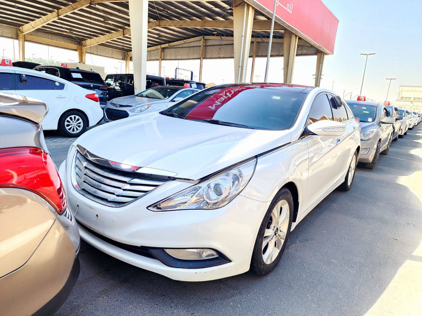 2010 HYUNDAI SONATA — 203790 KM — Lot AA101149 — Souq - Marhaba Auctions Used Cars - Image 4