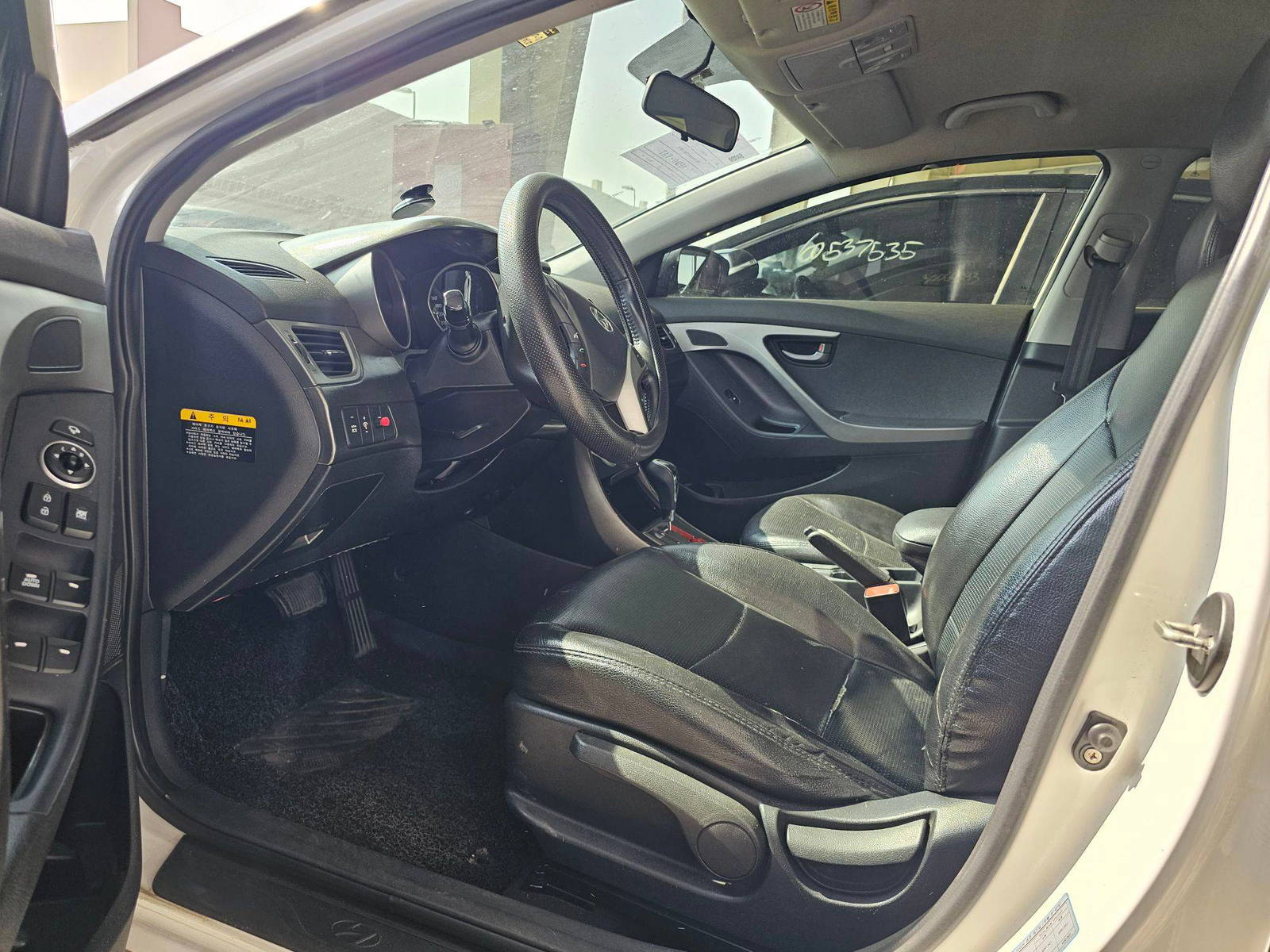 2011 HYUNDAI AVANTE — 222010 KM — Lot 029722 — Souq - Marhaba Auctions Used Cars - Image 8