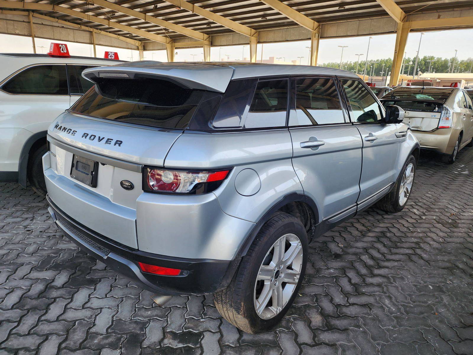 2012 LAND ROVER RANGE ROVER EVOQUE PURE — 201747 Miles — Lot 38143914 - Marhaba Auctions Used Cars - Image 4
