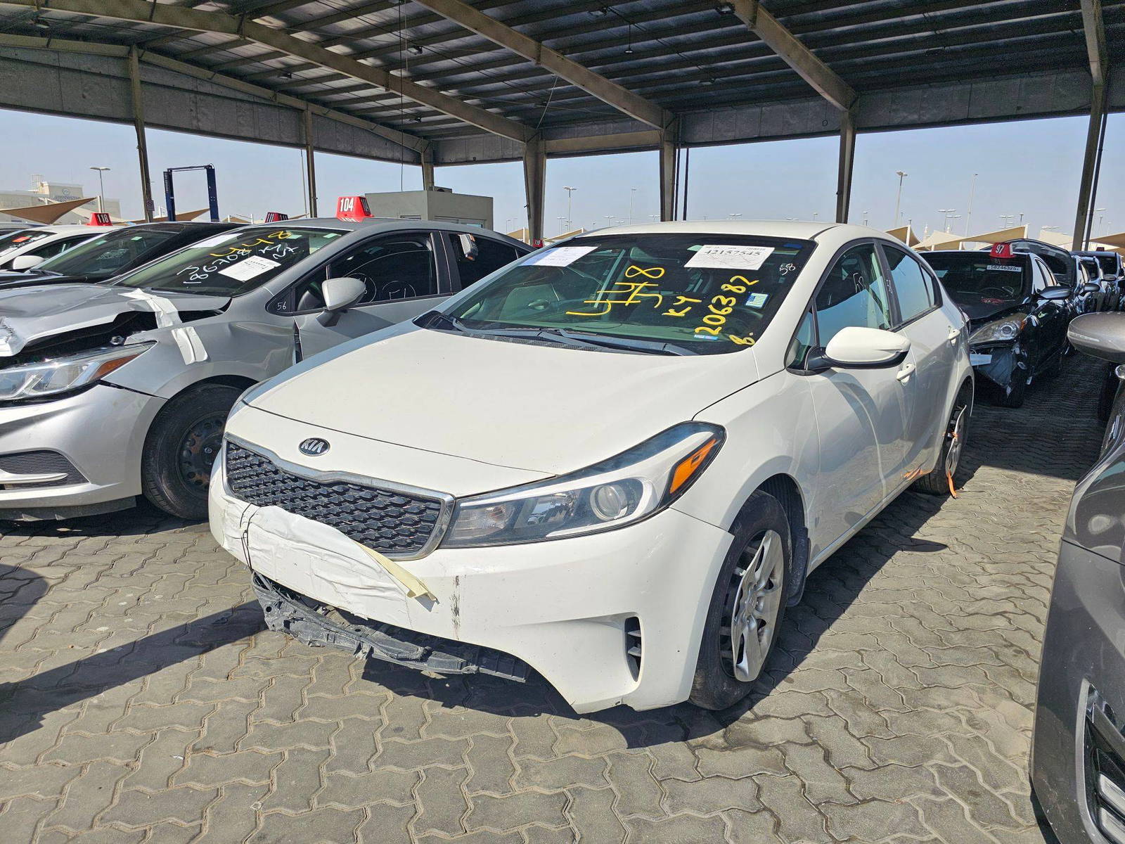 2018 KIA FORTE — 177464 Miles — Lot 5JE206382 — Souq - Marhaba Auctions Used Cars - Image 5